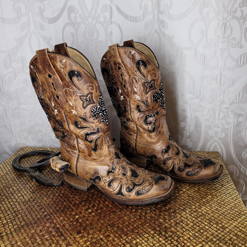 Gorgeous Corral Boots brown black Size 7 - Picture 5 of 12